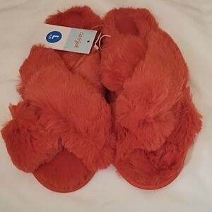 NWT C&J Girls' Slippers Sz 4/5